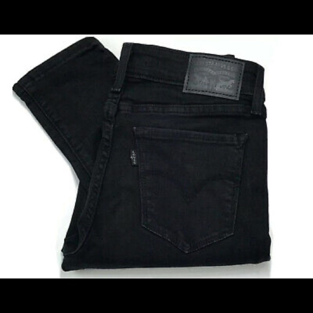 Black Levi skinny jeans